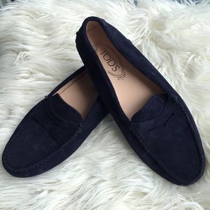NWOT Tod’s Navy Blue Suede Gommino Driving Loafer Shoes